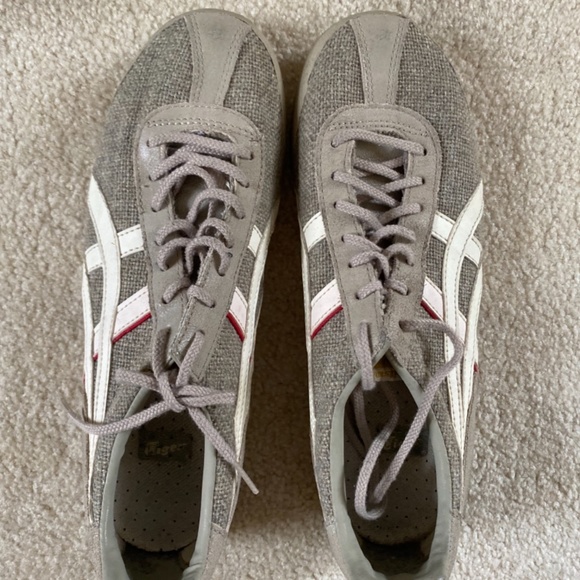Tiger sneakers, size 41 (Size 8) - Picture 2 of 2